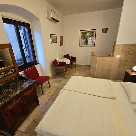 Center Room D16 In The Ancient Roman Palace Split Buitenkant foto